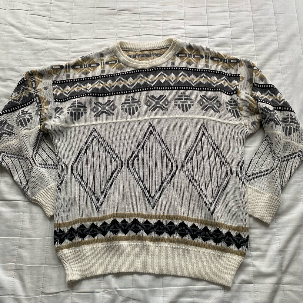 Cream Patterned Men's Sweater - Classic Geometric Knit